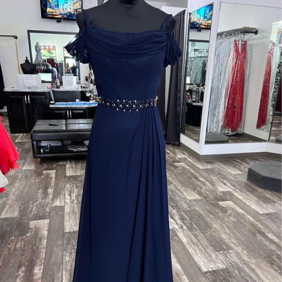 May Queen Dress 1611 NWT - Picture 2 of 7